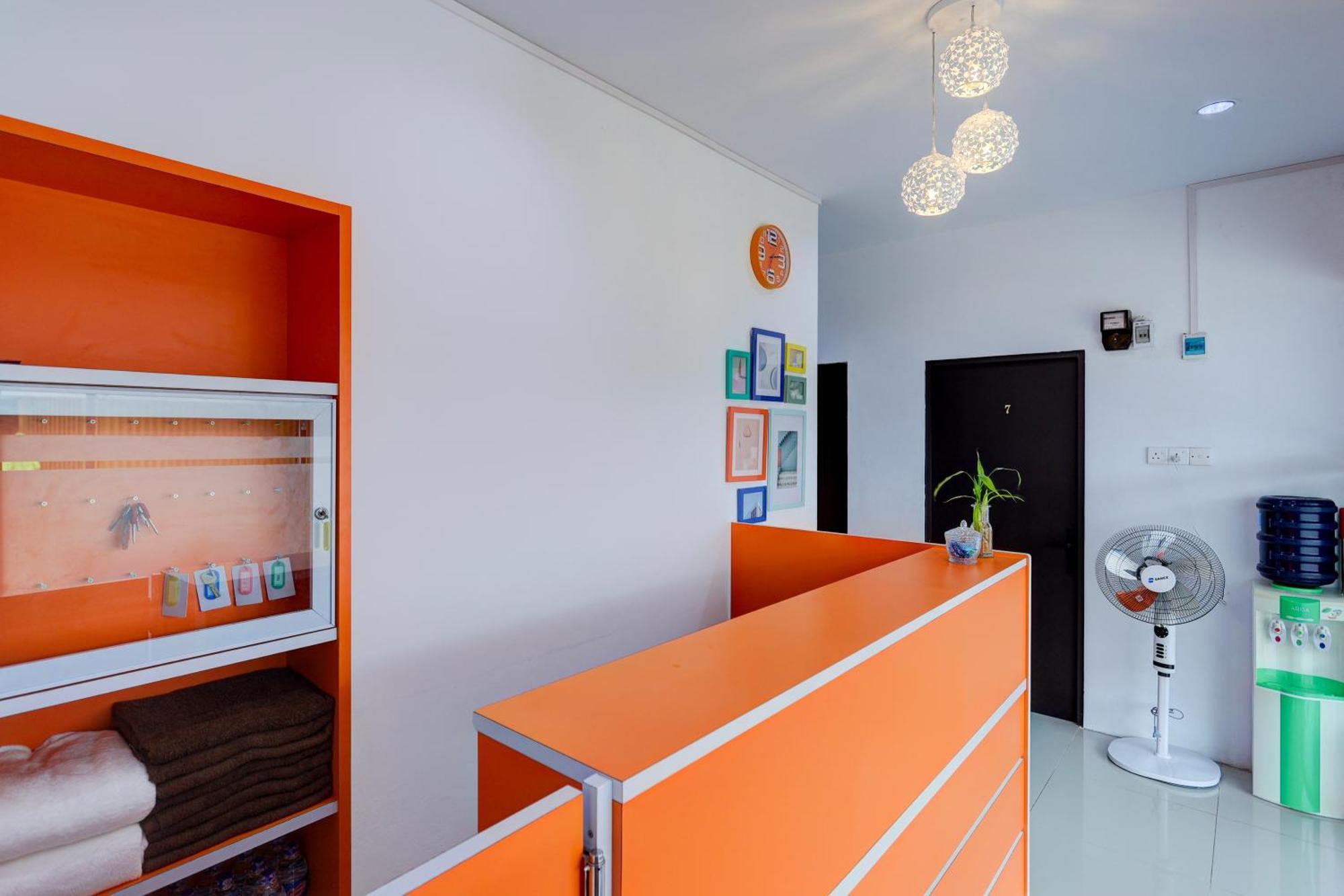 Super Oyo Capital O 93076 Batam Backpacker Guesthouse 2 Pembunuh Zewnętrze zdjęcie