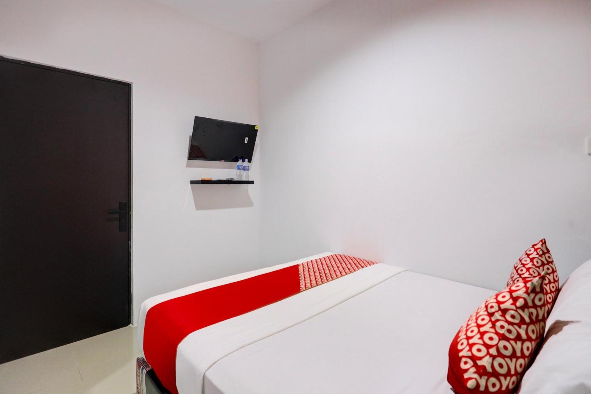 Super Oyo Capital O 93076 Batam Backpacker Guesthouse 2 Pembunuh Zewnętrze zdjęcie