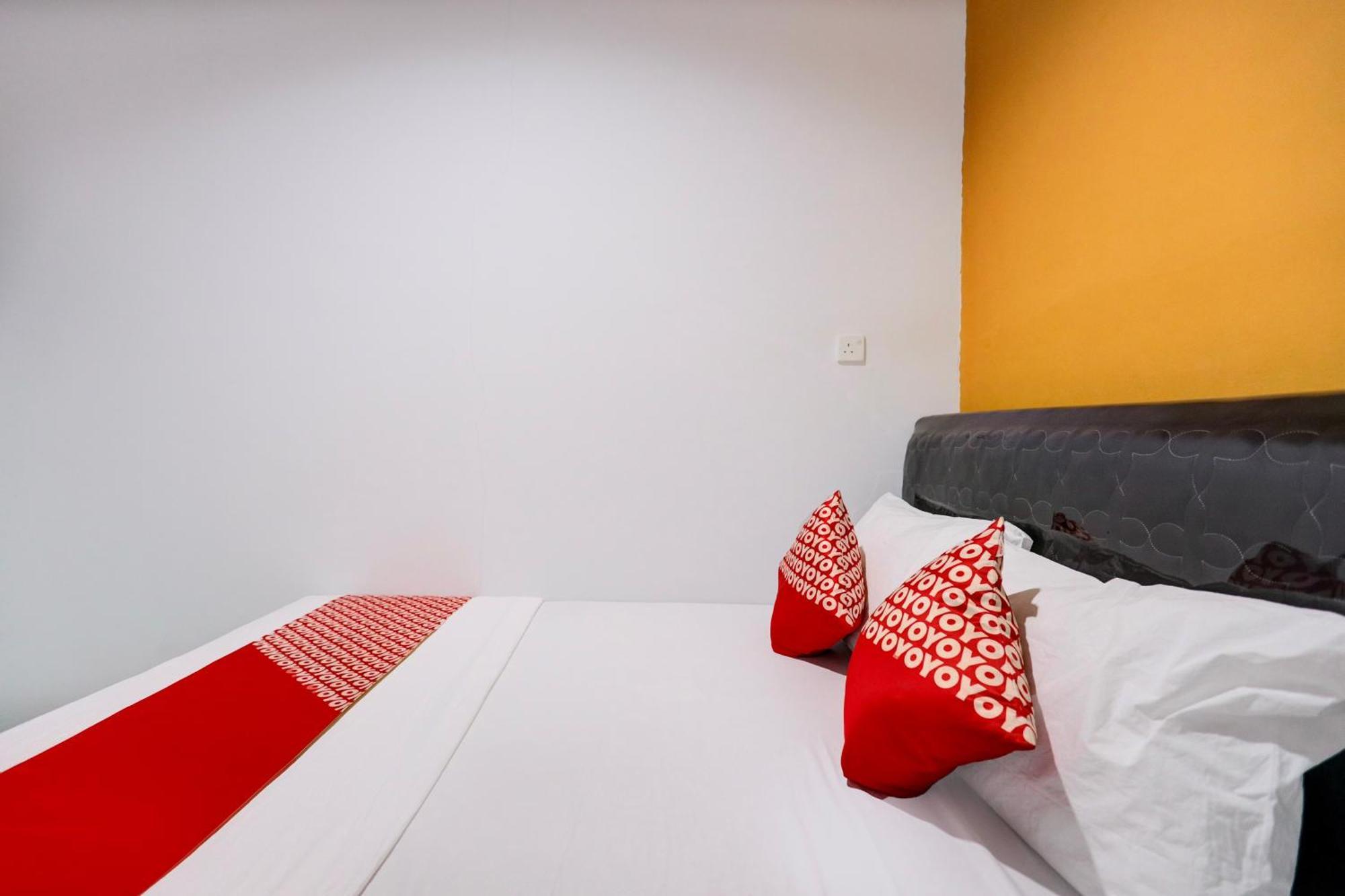 Super Oyo Capital O 93076 Batam Backpacker Guesthouse 2 Pembunuh Zewnętrze zdjęcie