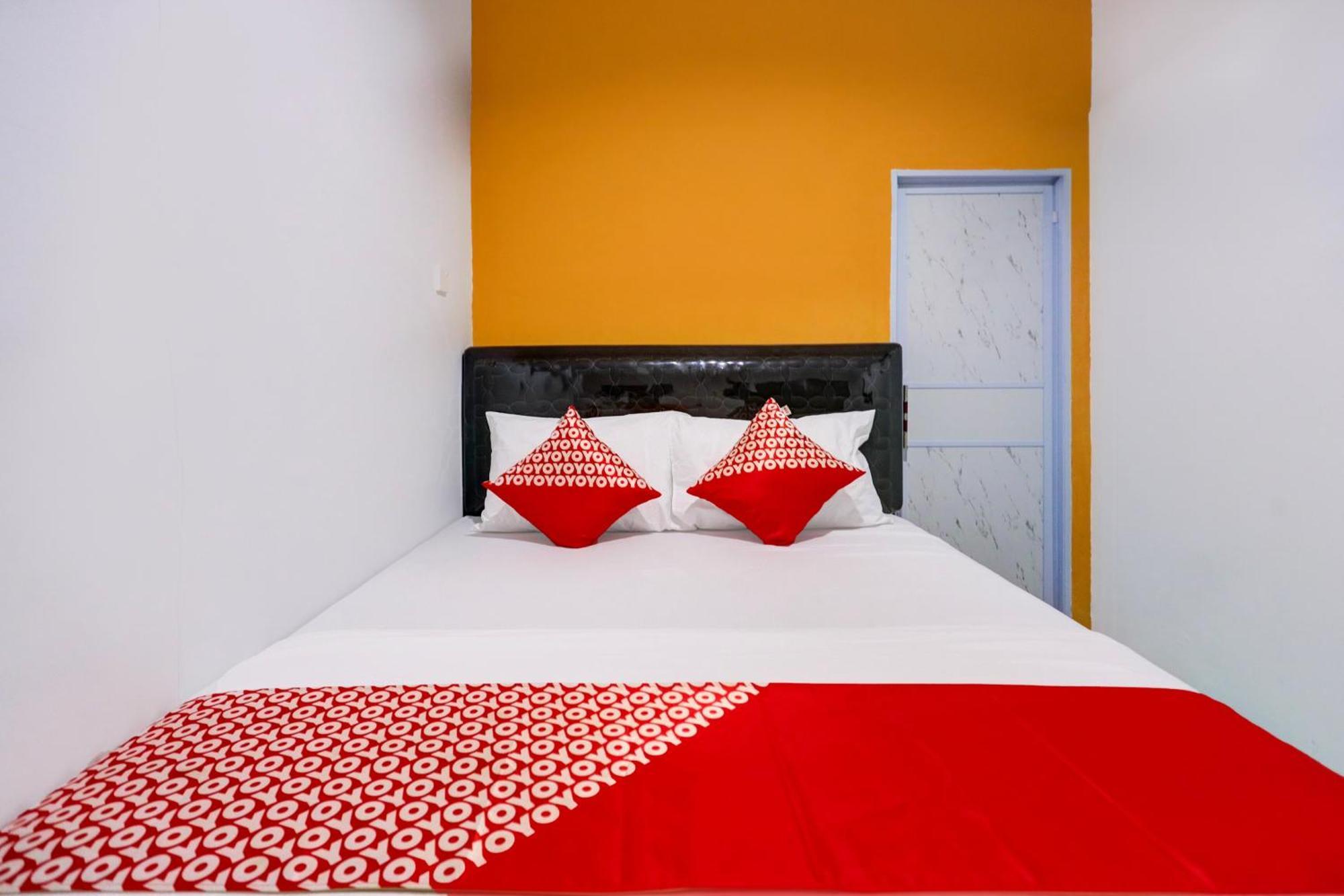 Super Oyo Capital O 93076 Batam Backpacker Guesthouse 2 Pembunuh Zewnętrze zdjęcie